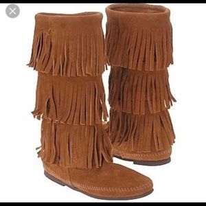 Minnetonka fringe boots